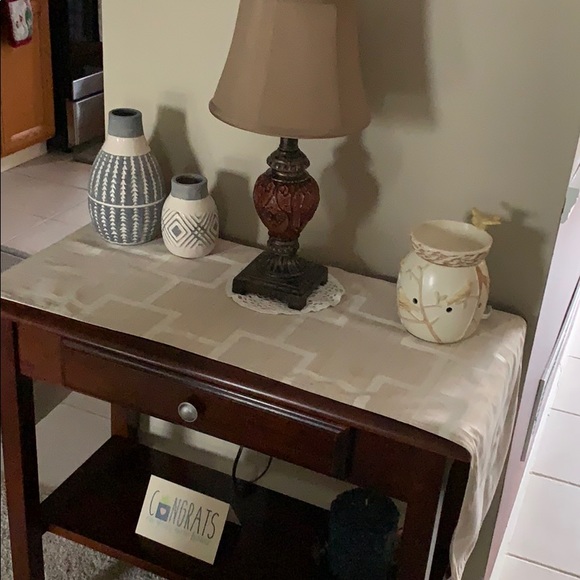 Table runner - Picture 2 of 3